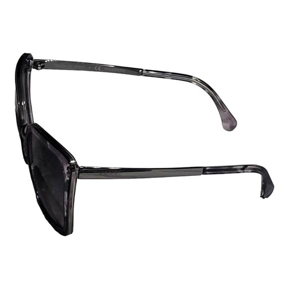 Chanel polarized sun glasses - Picture 10 of 16